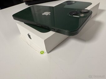 Predám iPhone 13 128gb green - 2