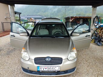 Hyundai accent - 2