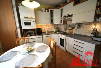 Na predaj 3 izbový byt s lodžiou, 77 m2, Trenčín ul. Halalov - 2