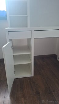 Pisací stôl s magnetickou tabulou Ikea MICKE - 2