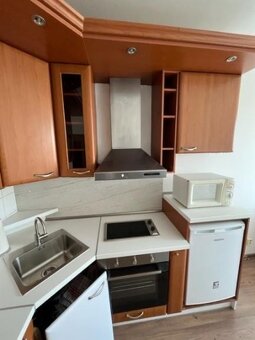 Ponúkam na prenájom 2-garsónku na Trnavskej ceste – RUŽINOV - 2