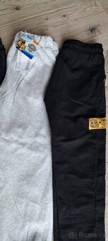 Chlapčenské tepláky veľ. 110 - 2