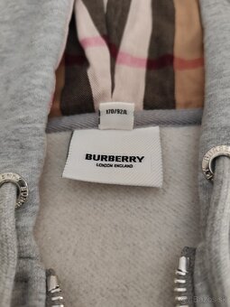 Burberry - 2