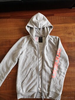 Balíček adidas č. 152 - 2