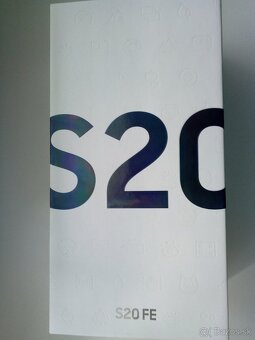 Predám Samsung Galaxy S20 FE - 2