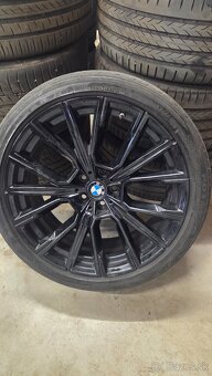 Kolesa BMW 7 G11. R 20" - 2