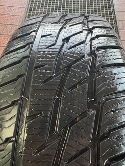 225/60R17H zimné - 2