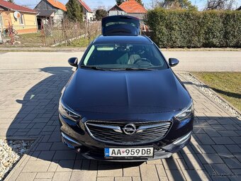 Insignia B 1.6 BENZIN 200k automat - 2