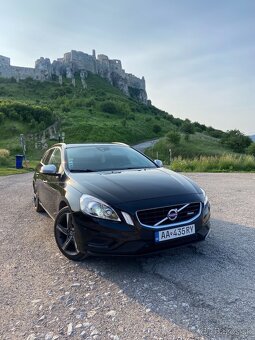 Volvo V60 D4 R-Design Automat - 2