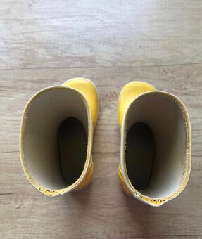 ————Žlté unisex gumáky Bergstein, 25, 3.50 E——— - 2