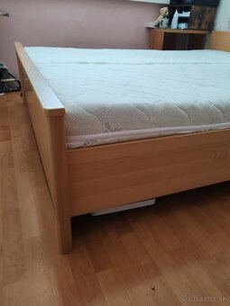 Manželská posteľ s matracmi - 2