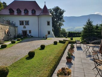 Prenájom historického kaštieľa Burg – ideálne miesto pre vaš - 2