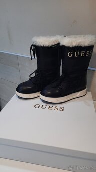 DAMSKE SNEHULE GUESS - 2