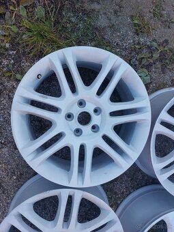 r18 Skoda Themisto - 2