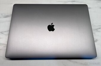 MacBook Pro 15" - 2