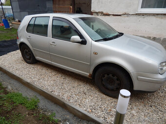 VW Golf 4 - 2