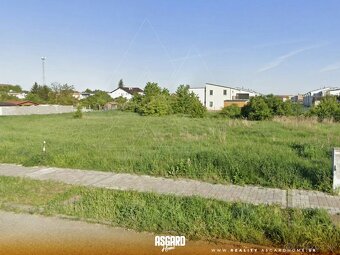 Pozemok 911m2 + 894 m2 pre stavbu 2 rodinných domov - 2