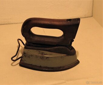 Stará žehlička - 1 - 2