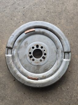 Dvojhmotný zotrvačník - 2