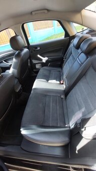 Interier TITANIUM - 2