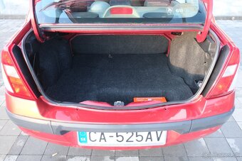 Renault Clio Thalia - 2