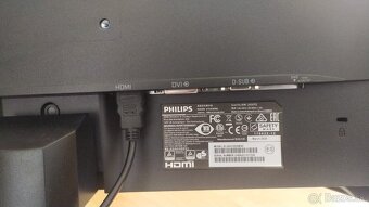 Monitor Philips - 2
