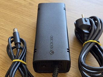 Originál napájací adaptér na Xbox 360E - 2