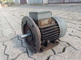 elektromotor 0,75 kW - 2