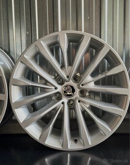 #18 Elektróny originál Škoda 5x112 r18 - 2