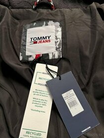 tommy hilfiger puffer jacket - 2