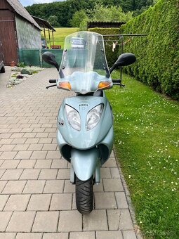 Skúter Daelim 125 s tp a špz - 2