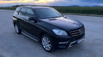 Mercedes ML350 - 2