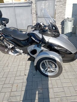 Can am spyder - 2