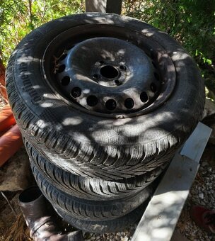 Predam 4 kusy pneumatiky 4x100 r 15 stred 60.01mm - 2