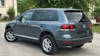 Volkswagen Touareg 2.5 TDI 128kw Manual Facelift - 2