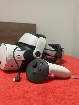 Virtualna realita MetaQuest3S - 2