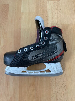 🥅 Detské brankárske korčule BAUER VAPOR 2.7 – veľ. 33/34 - 2