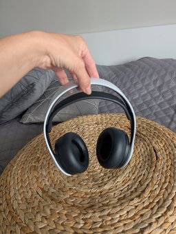 Rezervovane -sluchadla PlayStation Pulse 3D Wireless Headset - 2