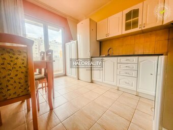 HALO reality - Prenájom, trojizbový byt Považská Bystrica, R - 2