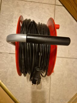 Predlžovací kábel na bubne Munos BASIC kábel H05VV-F3G 1,5 4 - 2