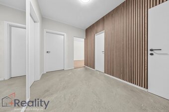 PLUS REALITY I Trojizbový byt v meste DS na predaj - 2