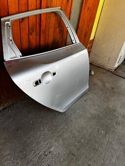 Volvo V40 2012- pravé zadné dvere - 2