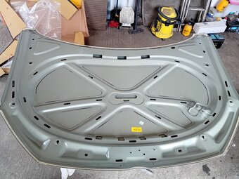 Nová predná Kapota passat b7 - 2