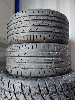 Zánovné letné Hankook 255/40R19 DOT2323 - 2