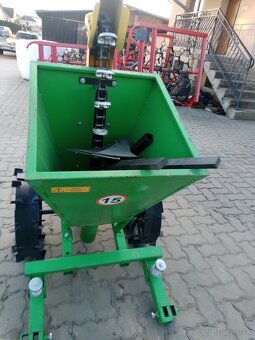 Sadzač zemiakov - 2