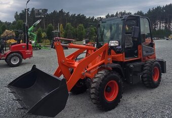 Kolový nakladač Machpro MP-L300 - 2