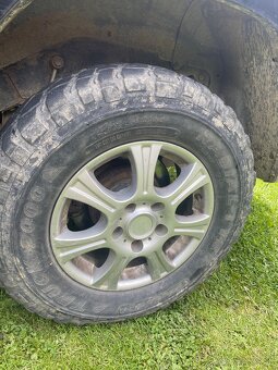 225/70R16 - 2