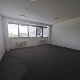 Na prenájom kancelárske priestory – Žilina, 20 m² a 38 m² - 2