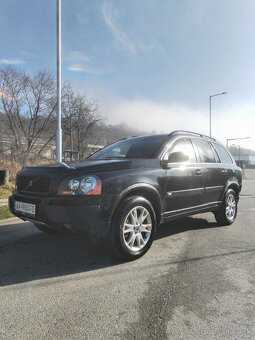 Volvo XC 90 2.4D, 120kw, manuál 6r,koža, 7 miestne, servis - 2