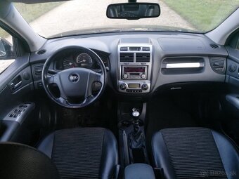 Náhradné diely KIA Sportage 2,0 benzín, 4x4 a 2,0 CRDi 83kw - 2